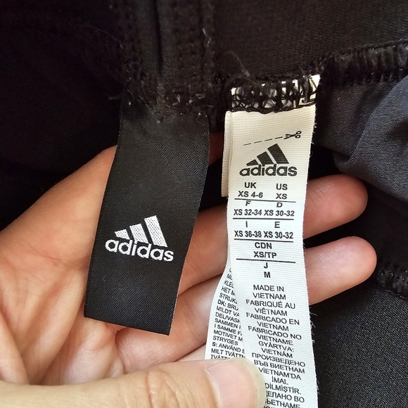 ADIDAS BLACK ATHLETIC SHORTS - XS - Picture 11 of 12